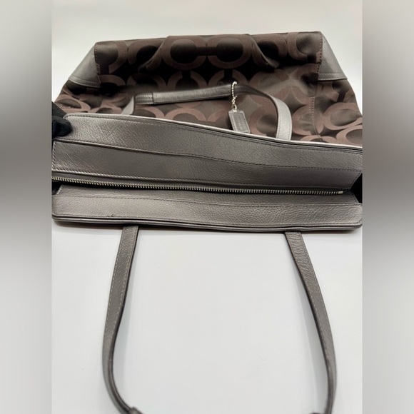 Coach Taylor Op Art Alexis Carryall Tote Bag | Very Good Condition - Picture 13 of 17